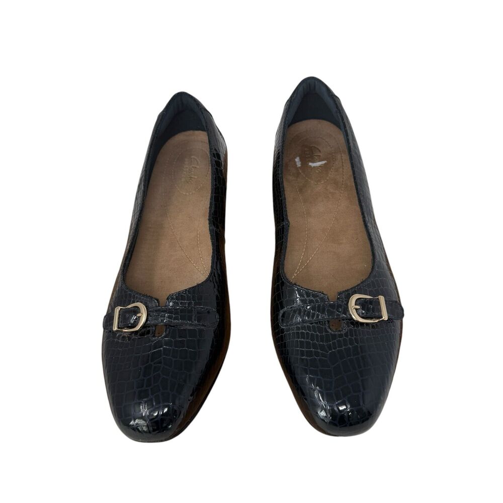 Clarks Dark Navy Heeled Croc print Loafers size 11 wide